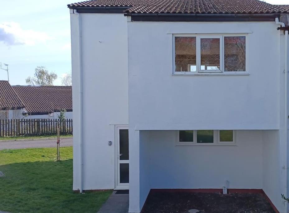 Manor Holiday Village 2 bed terraced house for sale £75,000