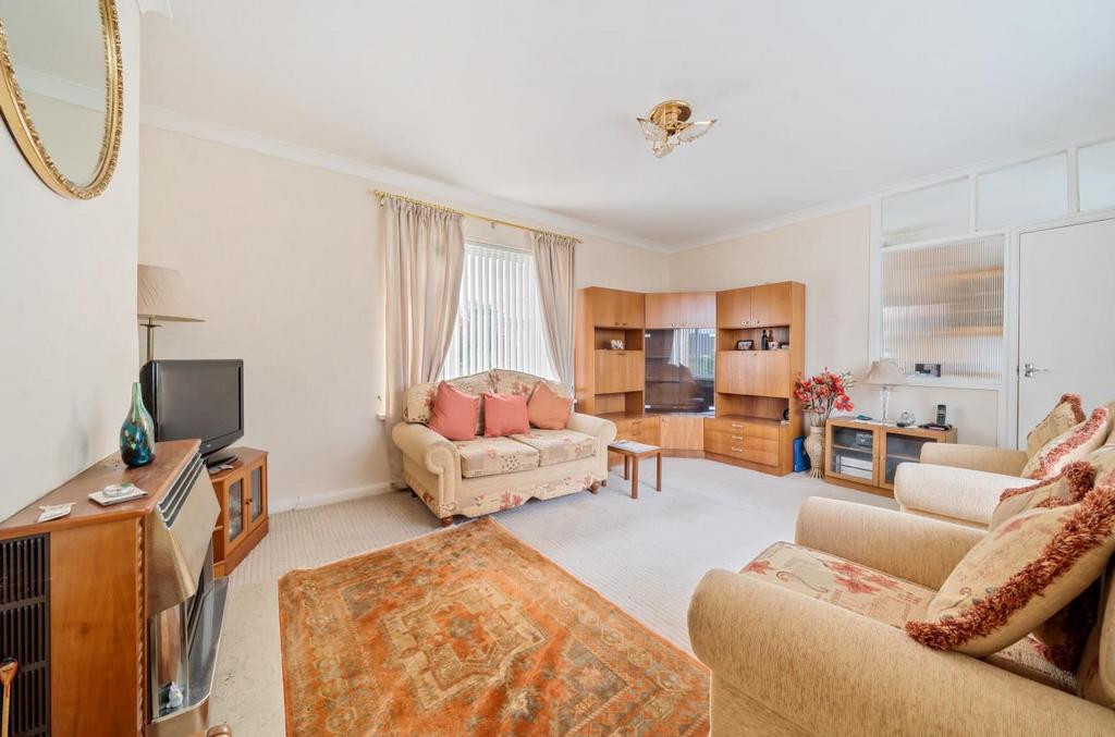 Cefn Saeson Road, Birchgrove, Swansea 2 bed property for sale £210,000
