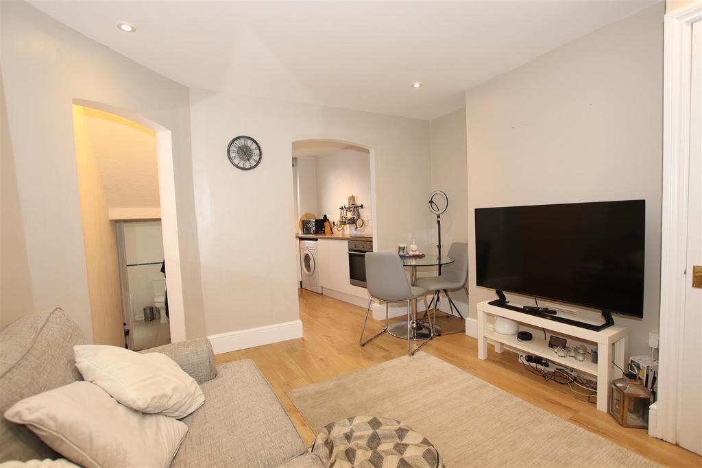 East Hill, Dartford 1 bed apartment for sale £175,000