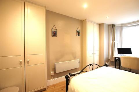 58c East Hill, Dartford, DA1 1RZ