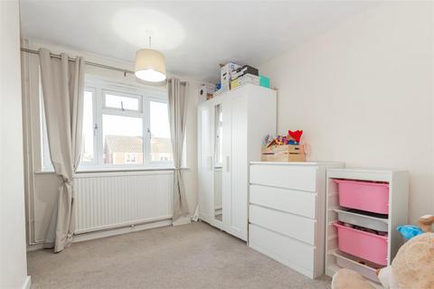 7 Glebelands, Crayford, Dartford, DA1 4RY