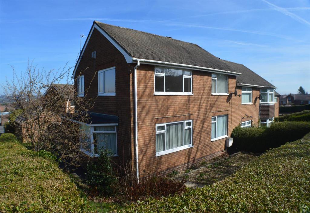 West Wylam Drive, Prudhoe, Northumberland 3 bed semidetached house to rent £695 pcm (£160 pw)