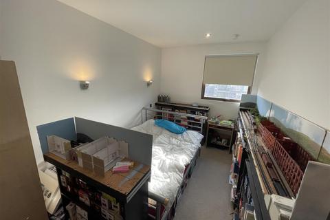 2 bedroom flat for sale, Advent House 2, 1 Isaac Way, New Islington