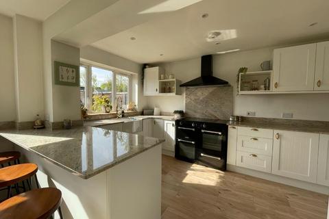 4 bedroom detached house for sale, Farm Lees, Charfield, Wotton-Under-Edge