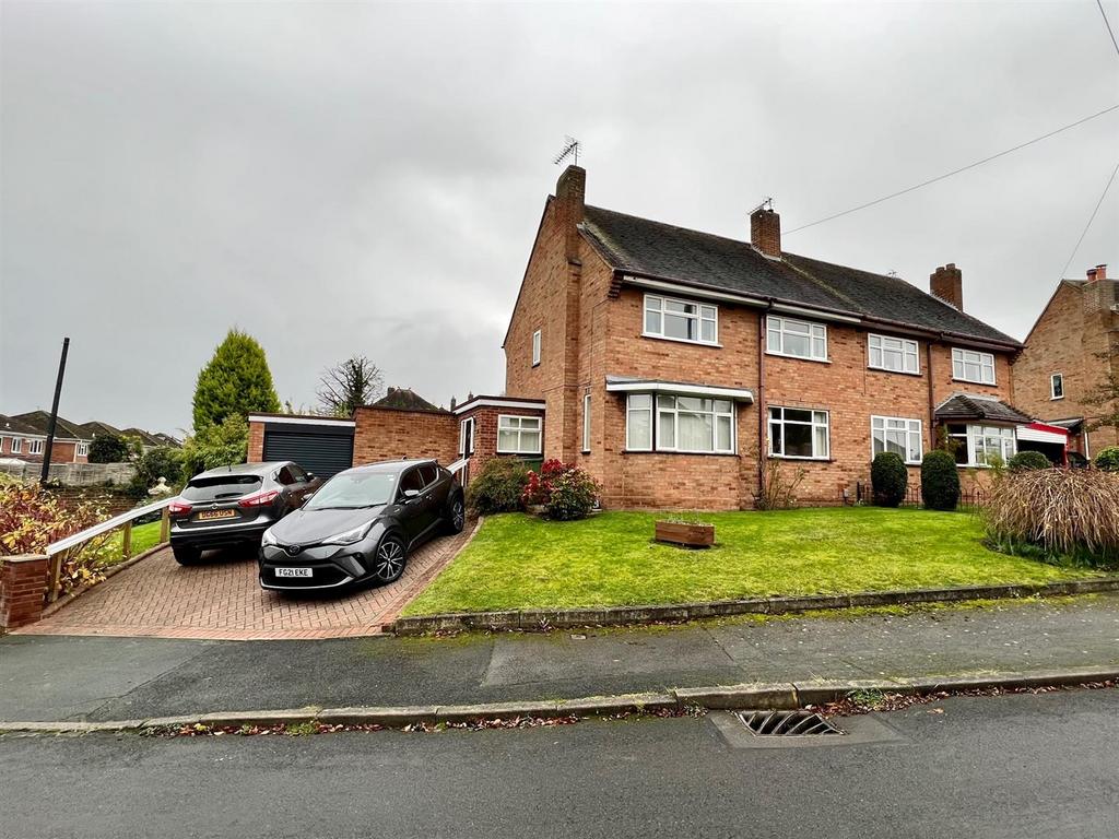 Margaret Drive, Stourbridge, DY8 1NE 3 bed semidetached house for sale
