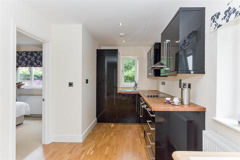 1 bedroom apartment for sale, Woodlands Road, Redhill