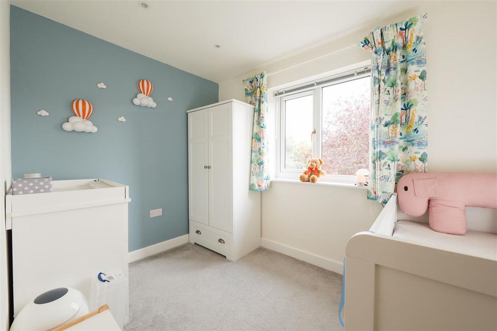 28 Bessemer Close, Hitchin-25.jpg