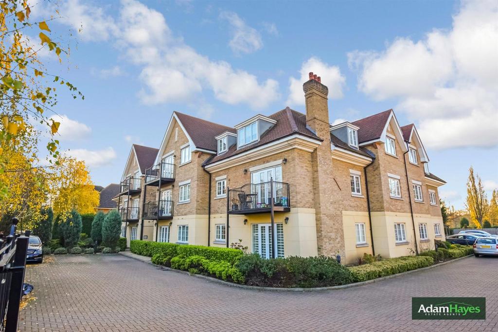 Holders Hill Road, Mill Hill NW7 2 bed apartment for sale £495,000