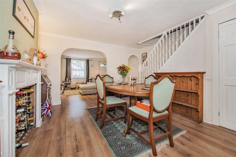 40 Clewer Hill Road, Windsor, SL4 4BW