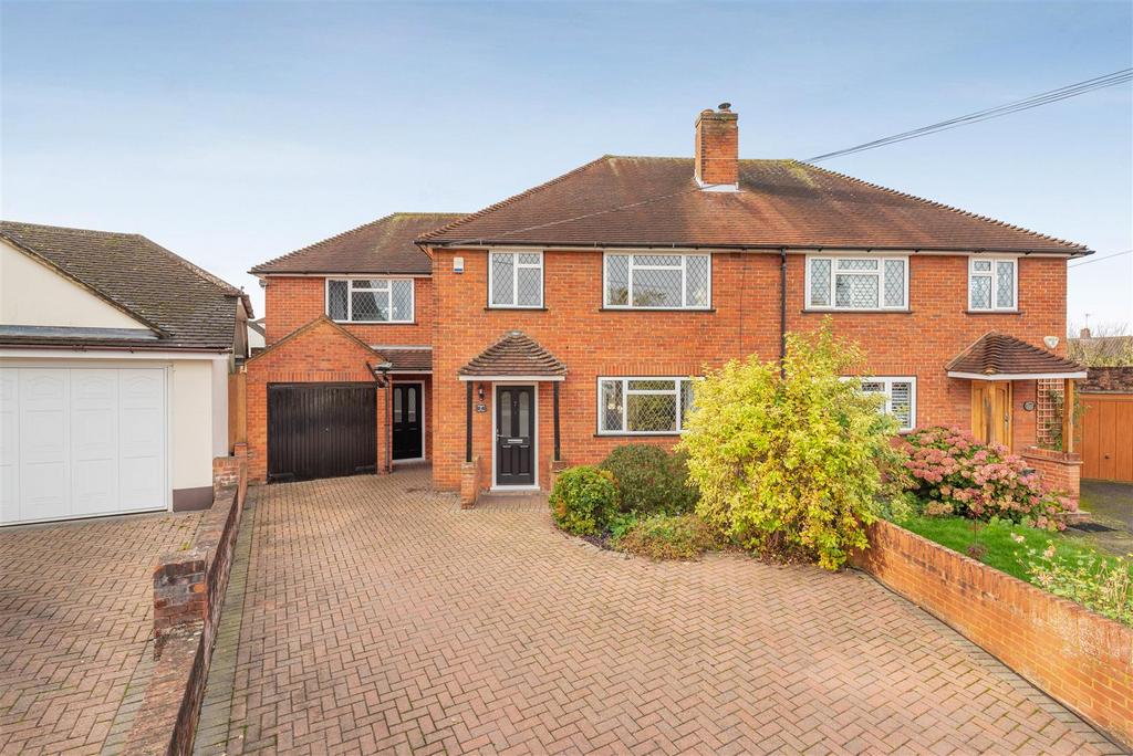 Sherbourne Drive, Windsor 4 bed semidetached house for sale £832,500