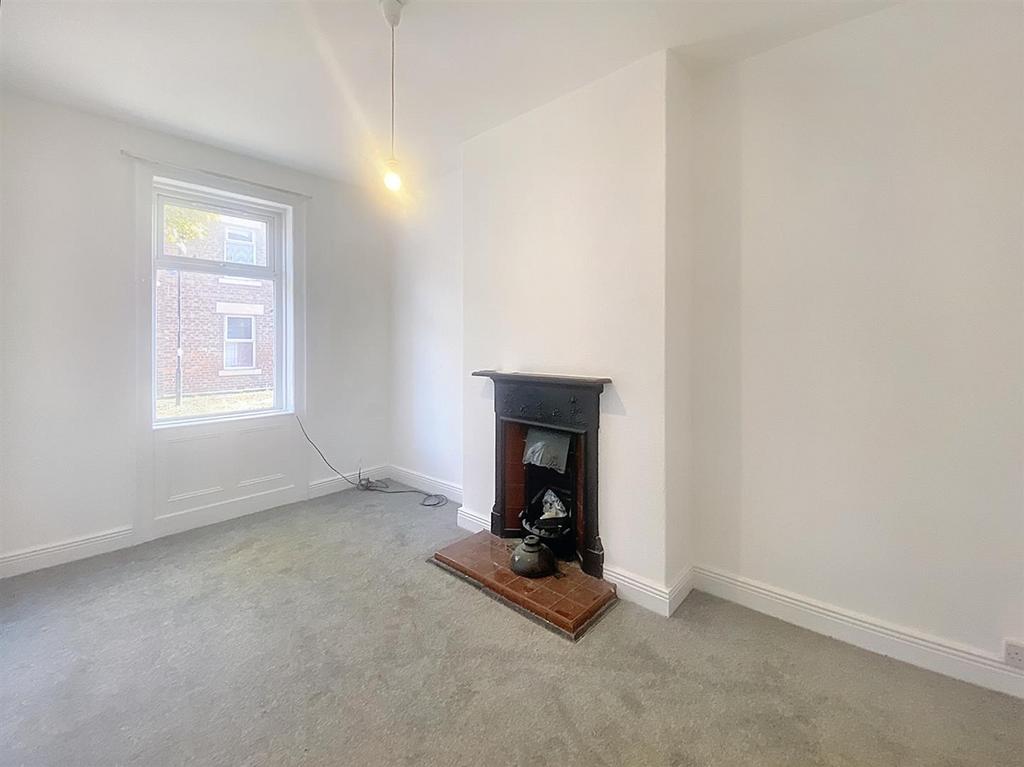 Seymour Street, North Shields 2 bed terraced house £625 pcm (£144 pw)