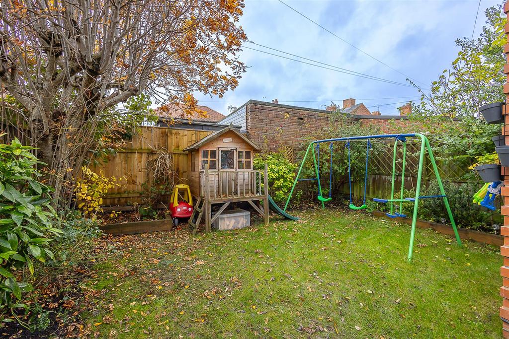 Beaumont Terrace, Gosforth, Newcastle upon Tyne 4 bed semidetached