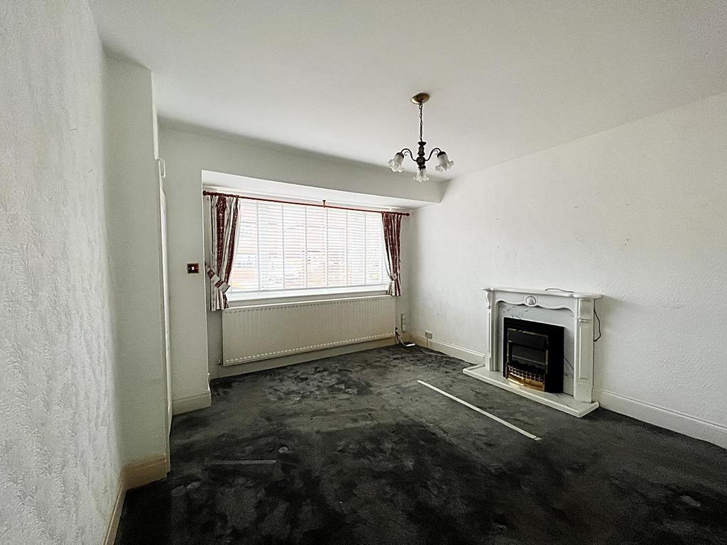 Lauderdale Avenue, Kings Estate Wallsend 3 bed semidetached house for