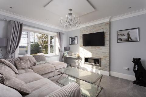 3 bedroom house for sale - Selby Road, Camblesforth, Selby