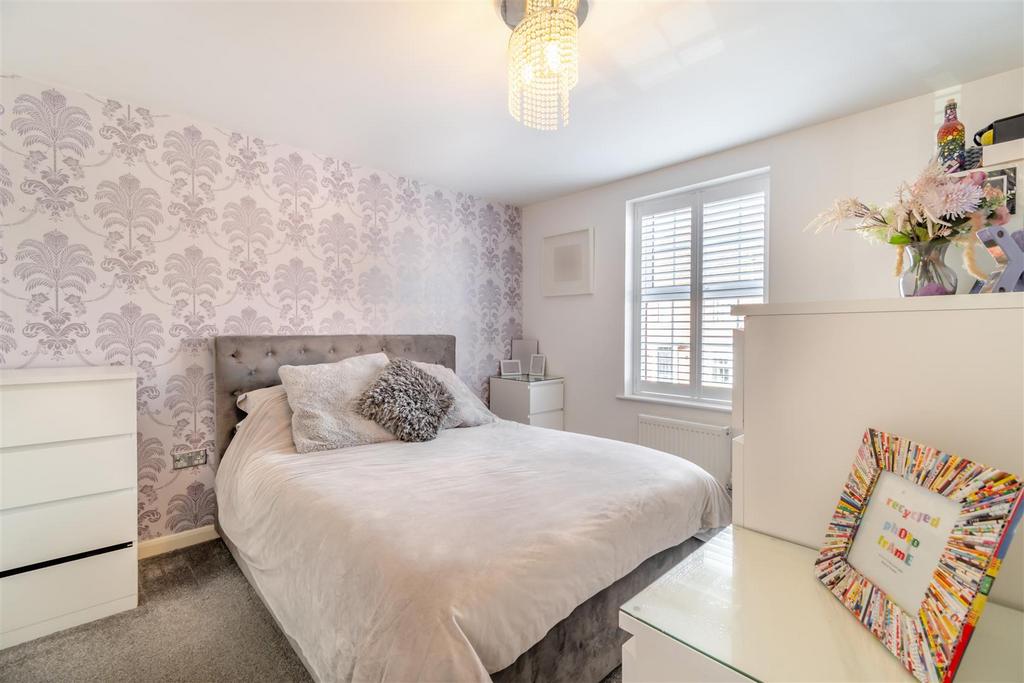 8575462-interior20.jpg