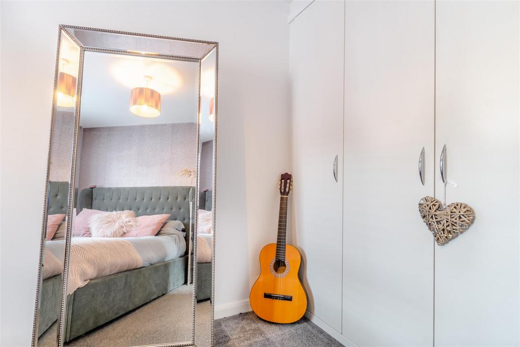 8575462-interior13.jpg