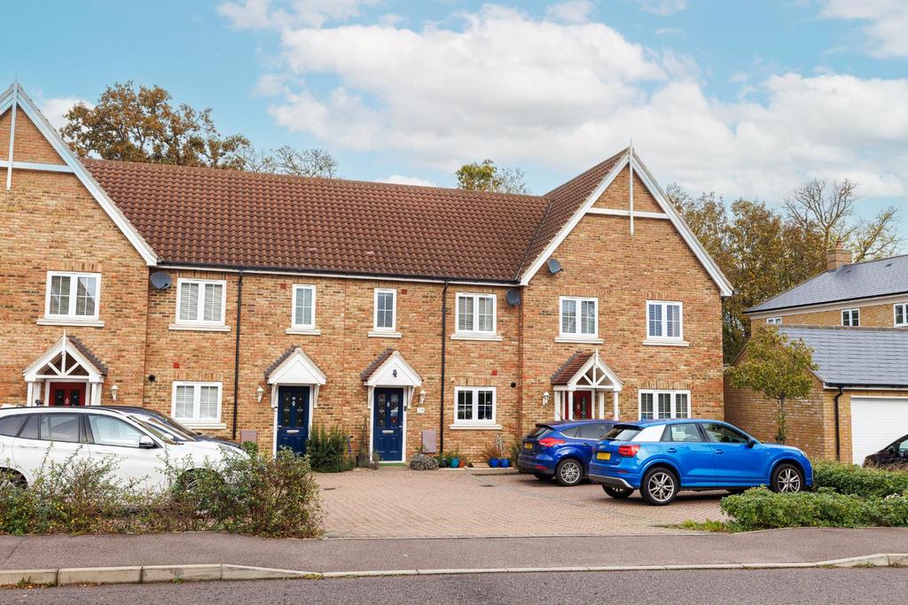 Woodlands Park Drive, Dunmow 2 bed terraced house for sale £350,000