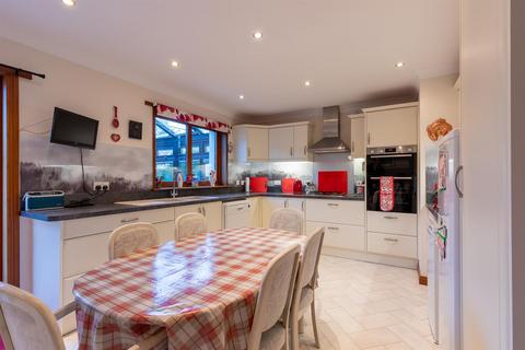 87 David Douglas Avenue, Scone, Perth, PH2 6QQ