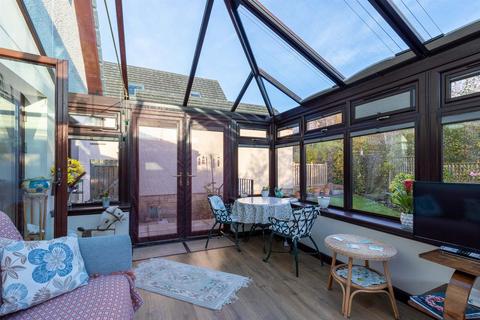 87 David Douglas Avenue, Scone, Perth, PH2 6QQ