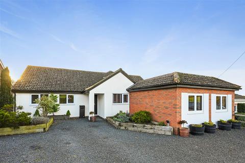 4 bedroom detached bungalow for sale, Fairstead Road, Terling, Chelmsford