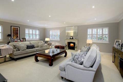 6 bedroom detached house for sale - Fulmer Drive, Gerrards Cross SL9