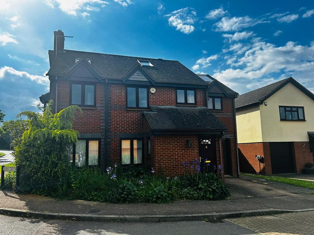 Rowan Grove, St Ippolyts, Hitchin, SG4 5 bed detached house for sale