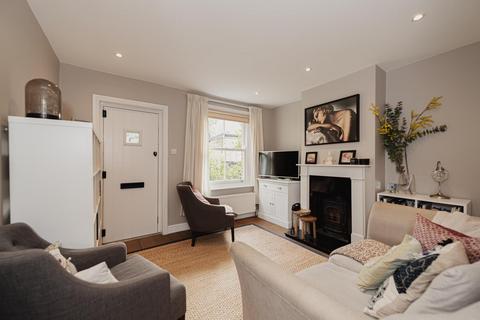 38 Bramble Walk, Epsom, KT18 7TB