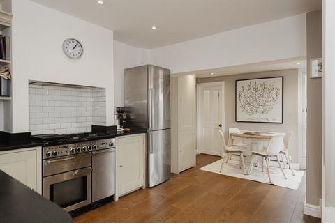 38 Bramble Walk, Epsom, KT18 7TB