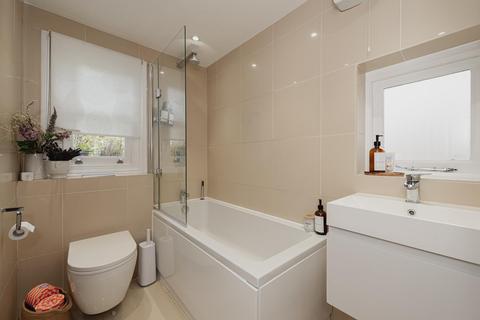 38 Bramble Walk, Epsom, KT18 7TB