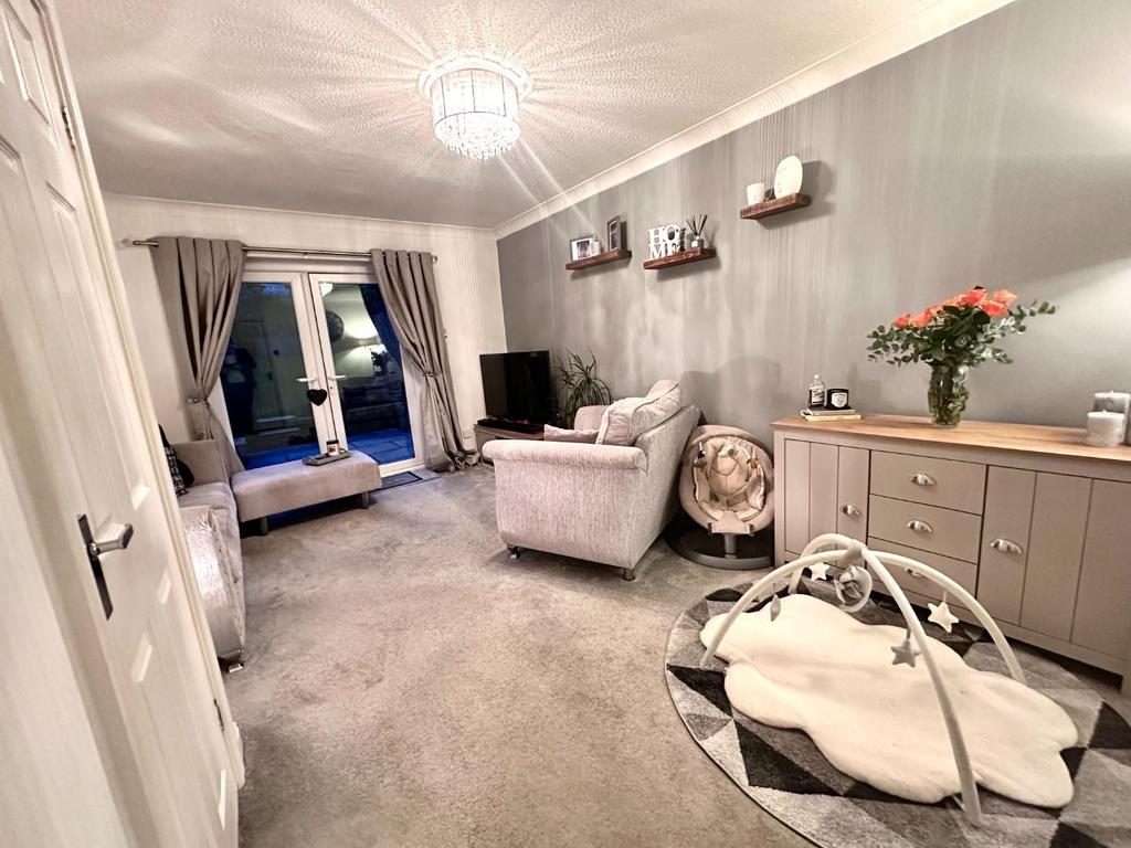 Foxcroft, Burnley 2 bed townhouse £155,000