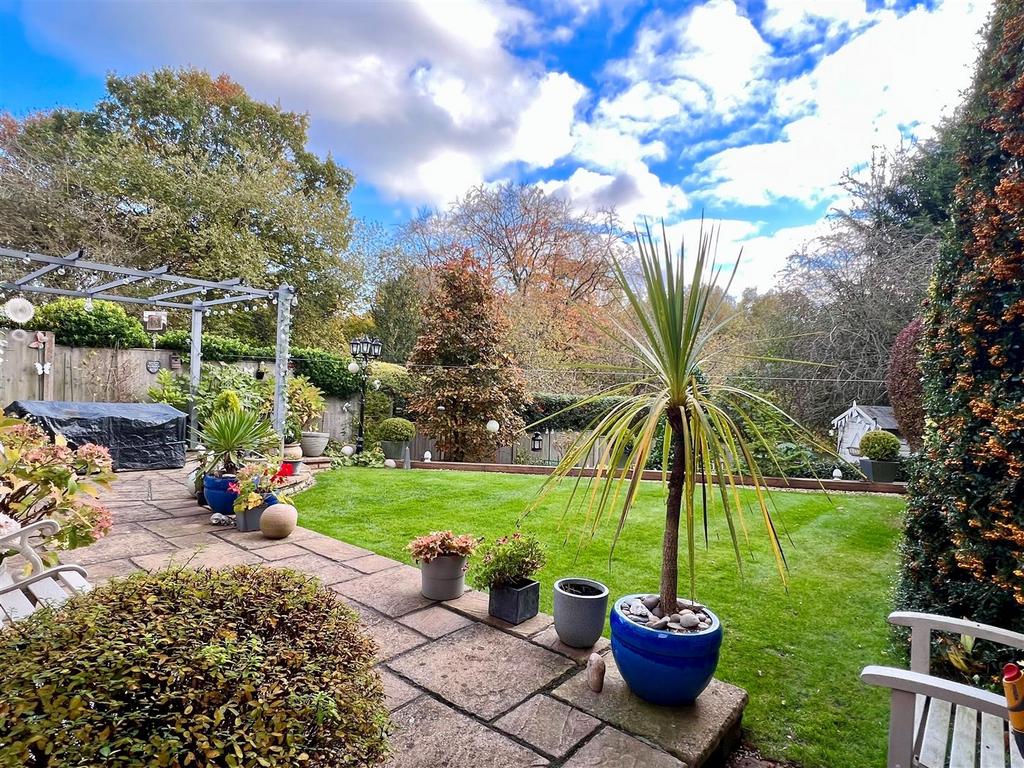 Garden 3.jpg