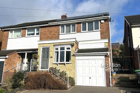 45 Castle Close, Cradley Heath, B64 6RN