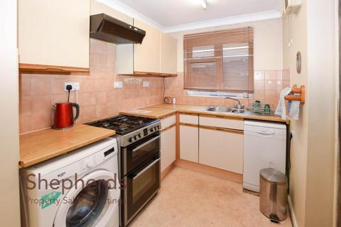 27 Holme Close, Cheshunt, Waltham Cross, EN8 8SU