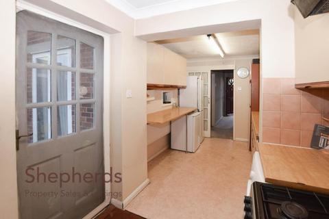27 Holme Close, Cheshunt, Waltham Cross, EN8 8SU