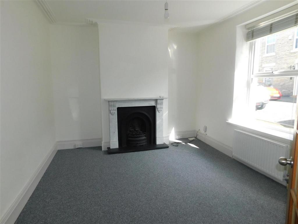 Edith Street, Tynemouth 3 bed terraced house to rent £1,150 pcm (£265 pw)