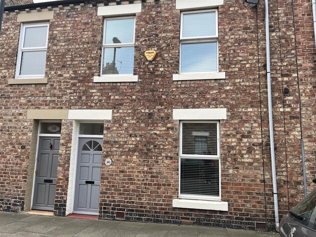 Edith Street, Tynemouth 3 bed terraced house to rent £1,150 pcm (£265 pw)