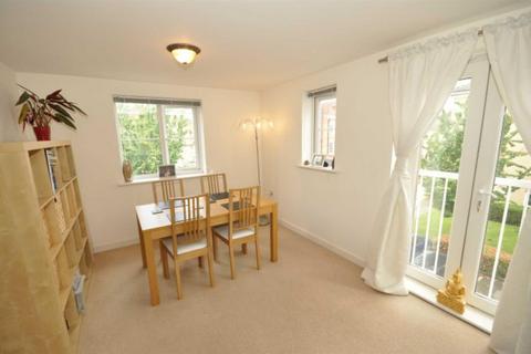 1 bedroom apartment to rent, Alveston Square, South Woodford