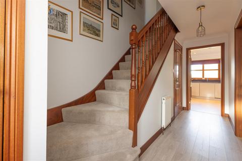 43 Elm Street, Errol, Perth, PH2 7SQ