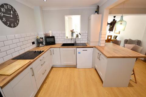 3 bedroom terraced house for sale - Syward Close, Dorchester