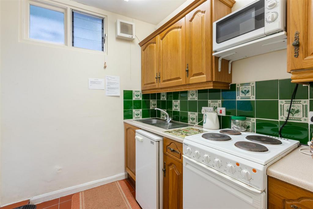 A05 - Fairholme 6 South Town Dartmouth - 231108.jp