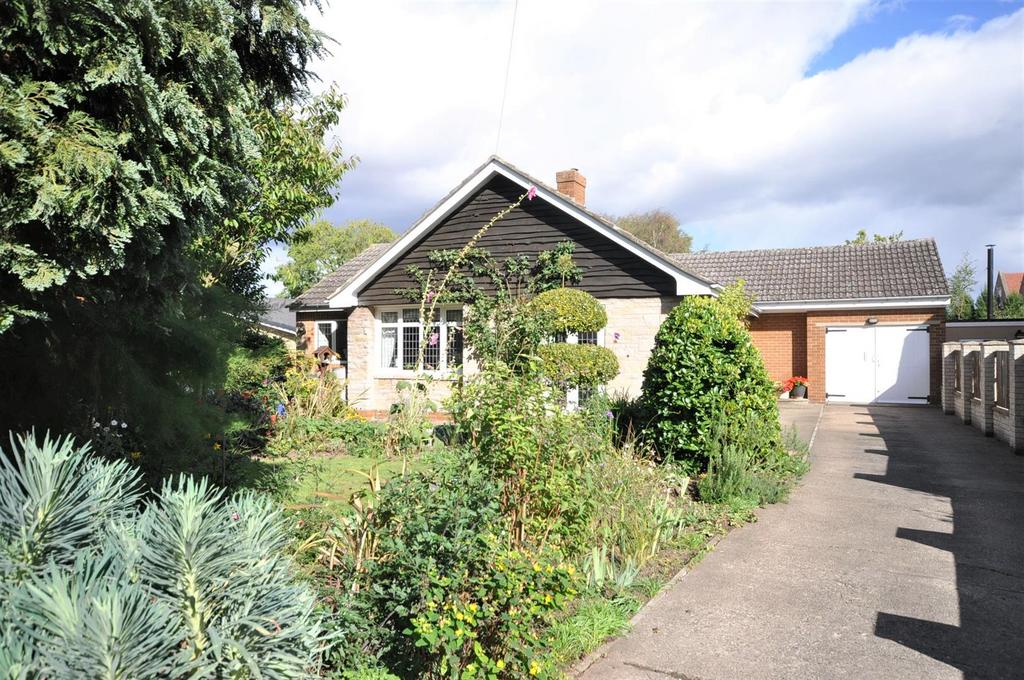 Wood Lane, Fishlake, Doncaster 3 bed detached bungalow for sale £360,000