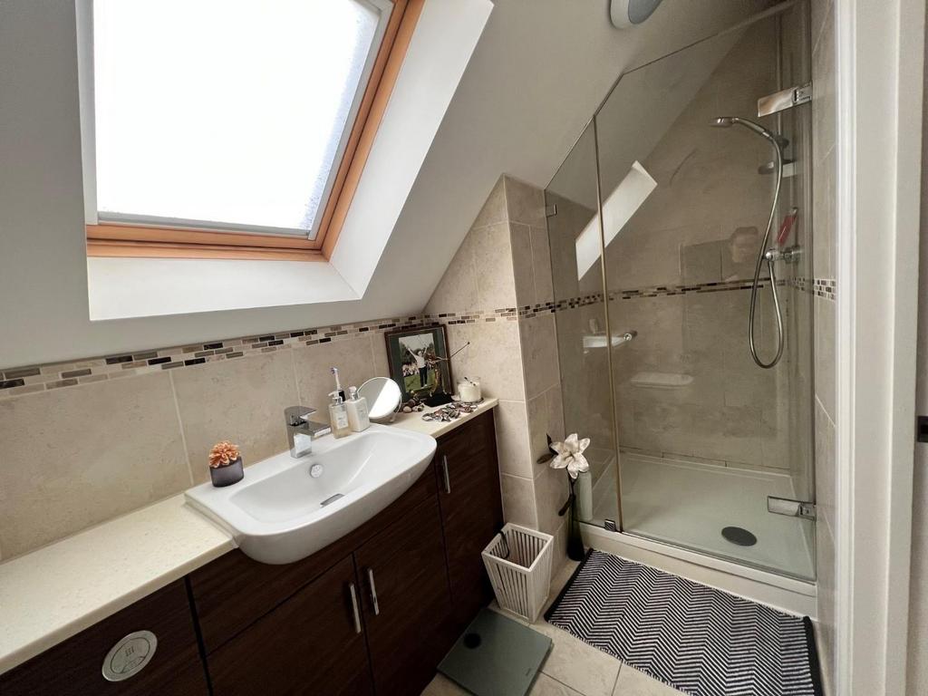 Shower room.jpg