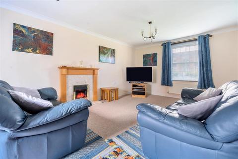 4 bedroom detached house for sale - Brickley Lane, Devizes