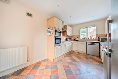 4 bedroom detached house for sale - Brickley Lane, Devizes