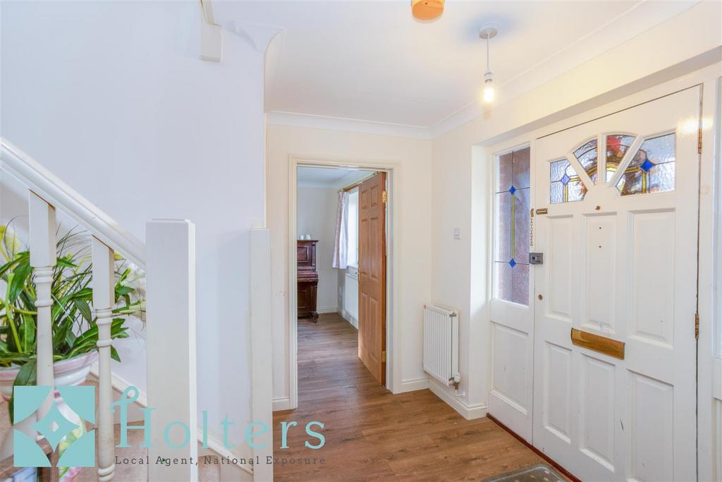 Oaktree View, Crossgates, Llandrindod Wells 4 bed detached house for