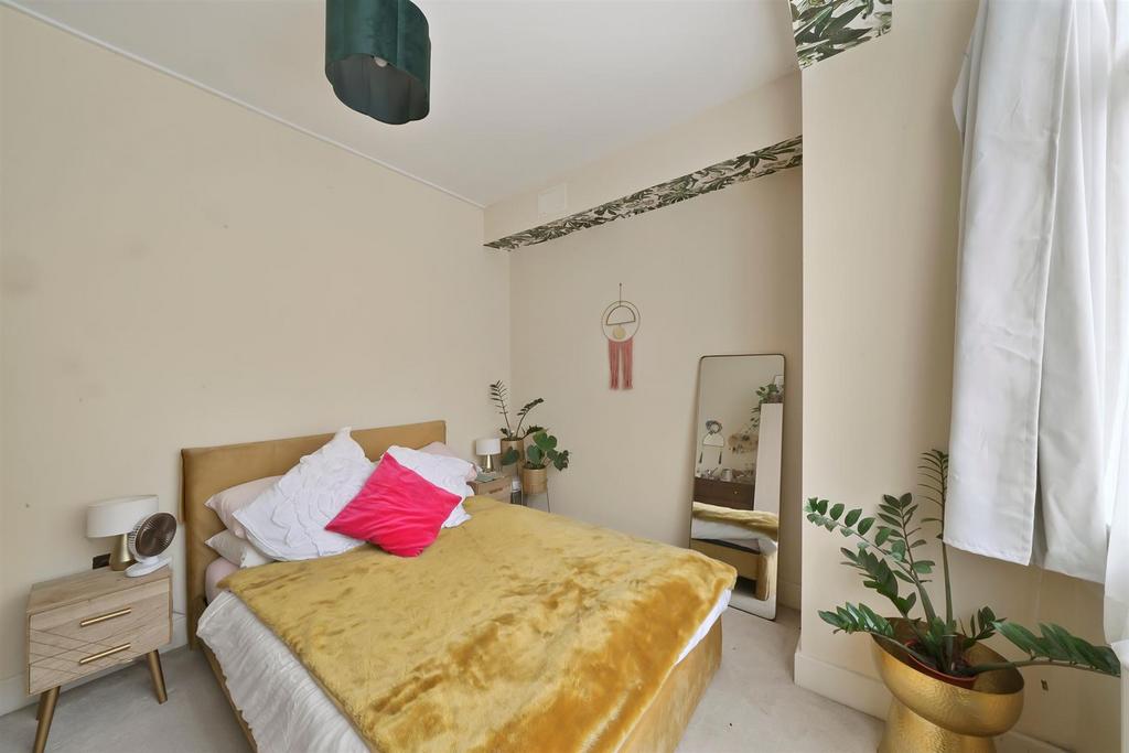 Ground Floor 135 Willingdon Road - n Is K9c XN1e IDQ0 D