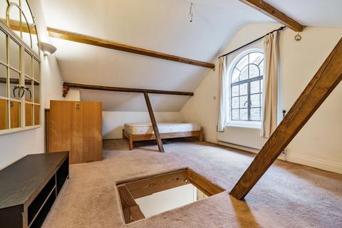21 Gardner Road, Guildford, GU1 4PG