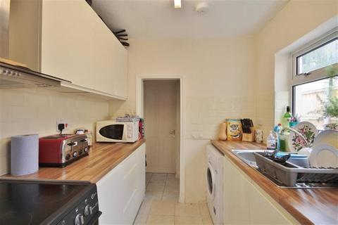 4 bedroom terraced house to rent, Howard Street, Oxford, Oxfordshire, Oxfordshire, OX4