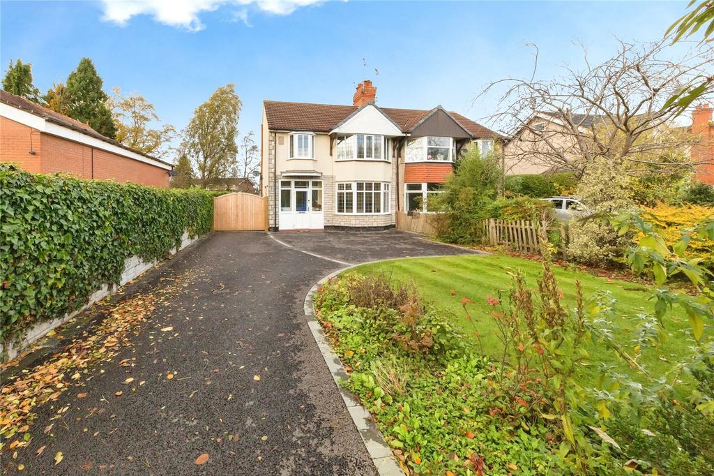 Crewe Road, Wistaston, Crewe, Cheshire, CW2 3 bed semidetached house for sale £330,000