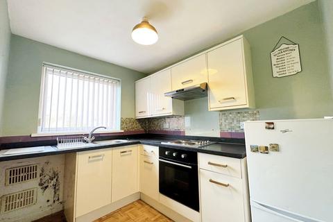 2 bedroom flat for sale - Basildon Gardens, Wallsend, Tyne and Wear, NE28 9AJ